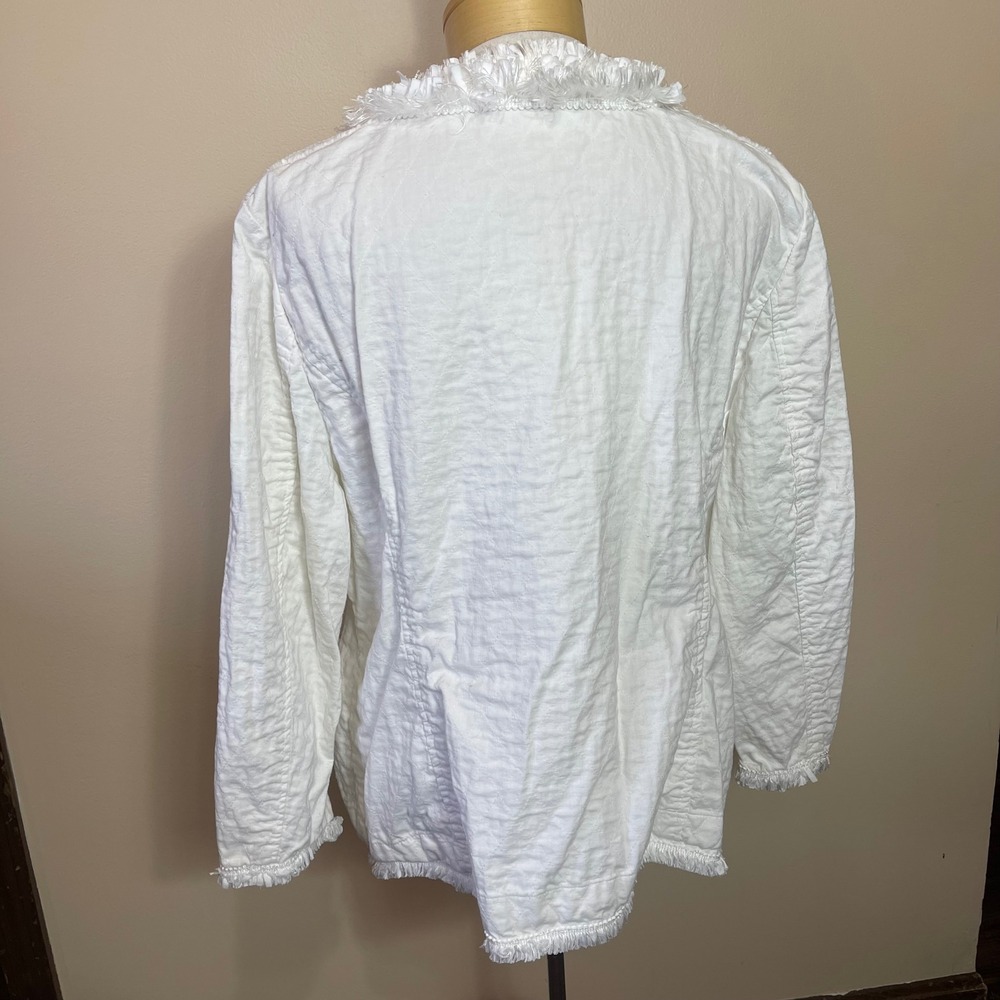Chicos Womens White Quilted Open Front Jacket Ribbon Fringe Trim Size 3 XL - Picture 3 of 7
